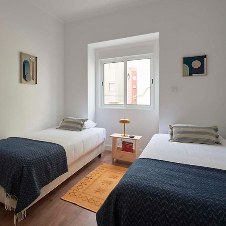 אמאדורה Spacious & Light-Filled 4Br Apartment By Timecoler מראה חיצוני תמונה