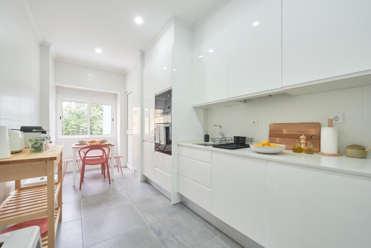 אמאדורה Spacious & Light-Filled 4Br Apartment By Timecoler מראה חיצוני תמונה