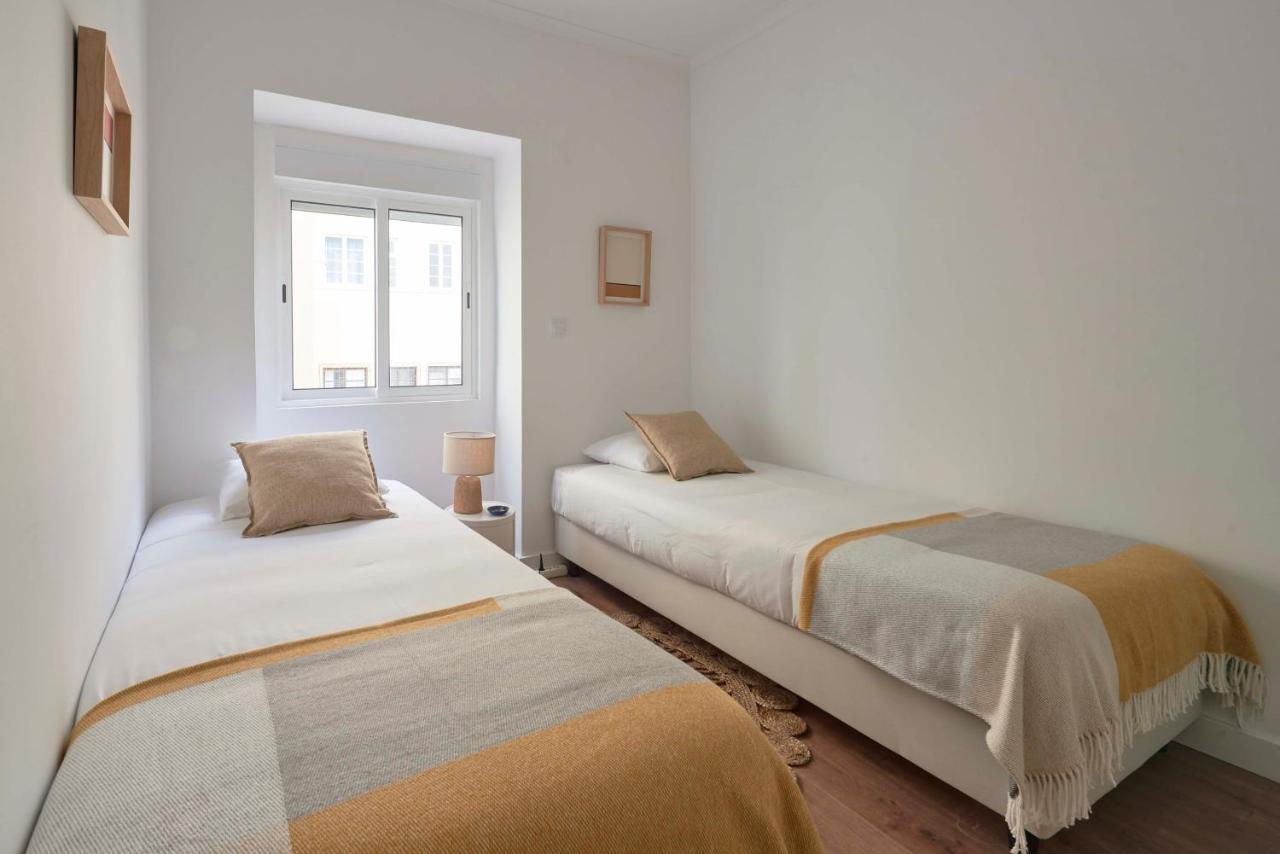 אמאדורה Spacious & Light-Filled 4Br Apartment By Timecoler מראה חיצוני תמונה